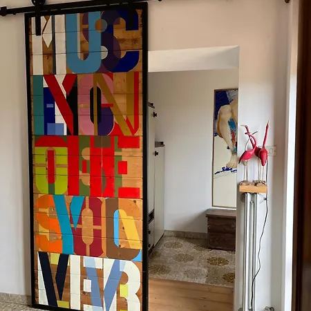 Flavia 21 Bed & Breakfast *