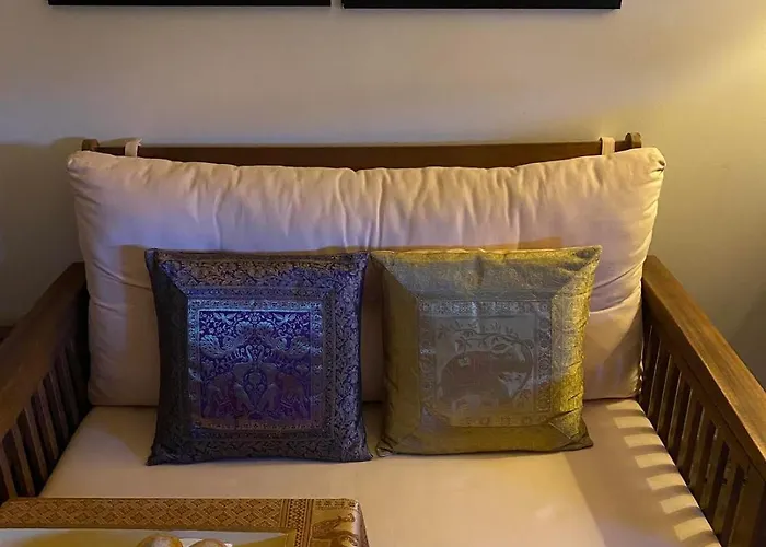 Alojamento de Acomodação e Pequeno-almoço Flavia 21 *